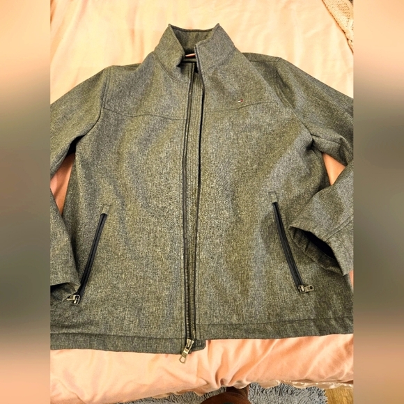 Men’s Grey Tommy Hilfiger Water Resistant Jacket - Picture 1 of 8
